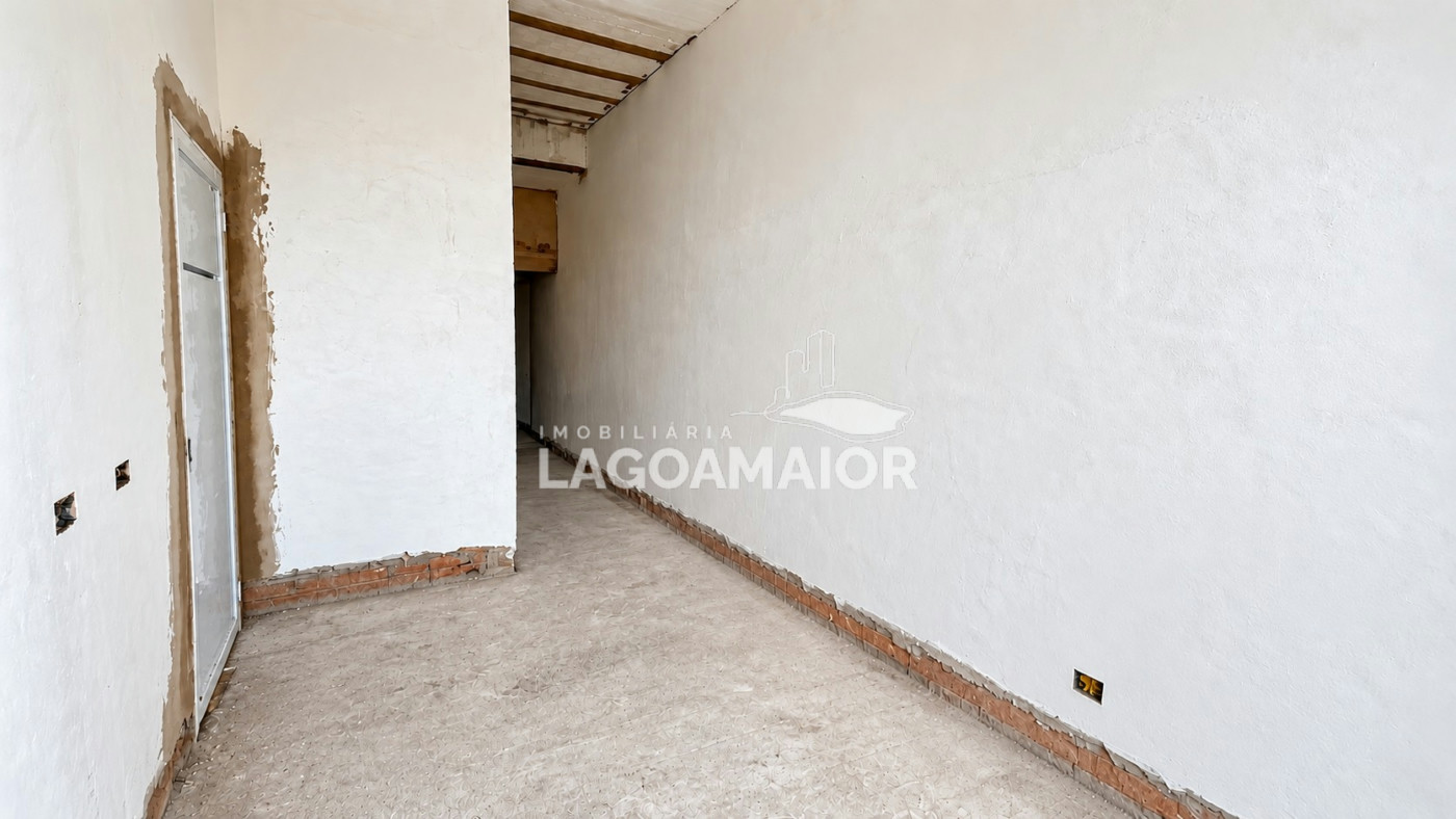 Casa à venda com 3 quartos, sendo 1 suíte, em Parque São Carlos, Três Lagoas - MS