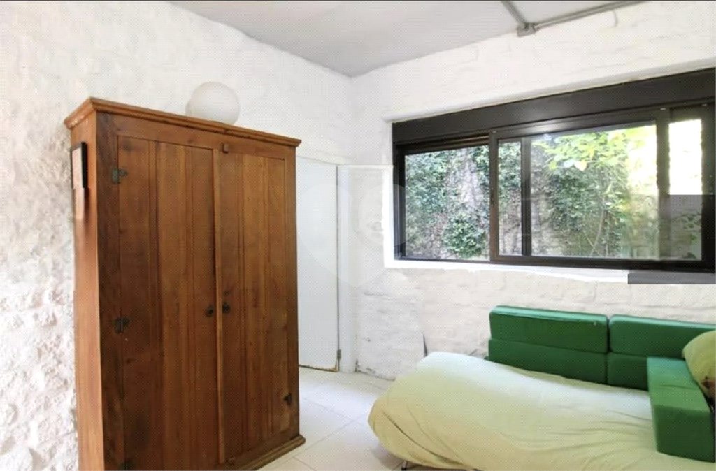 Casa no TREMEMBÉ Casa Estilo Rústico Industrial - JD GUAPIRA - CONDOMÍNIO FECHADO