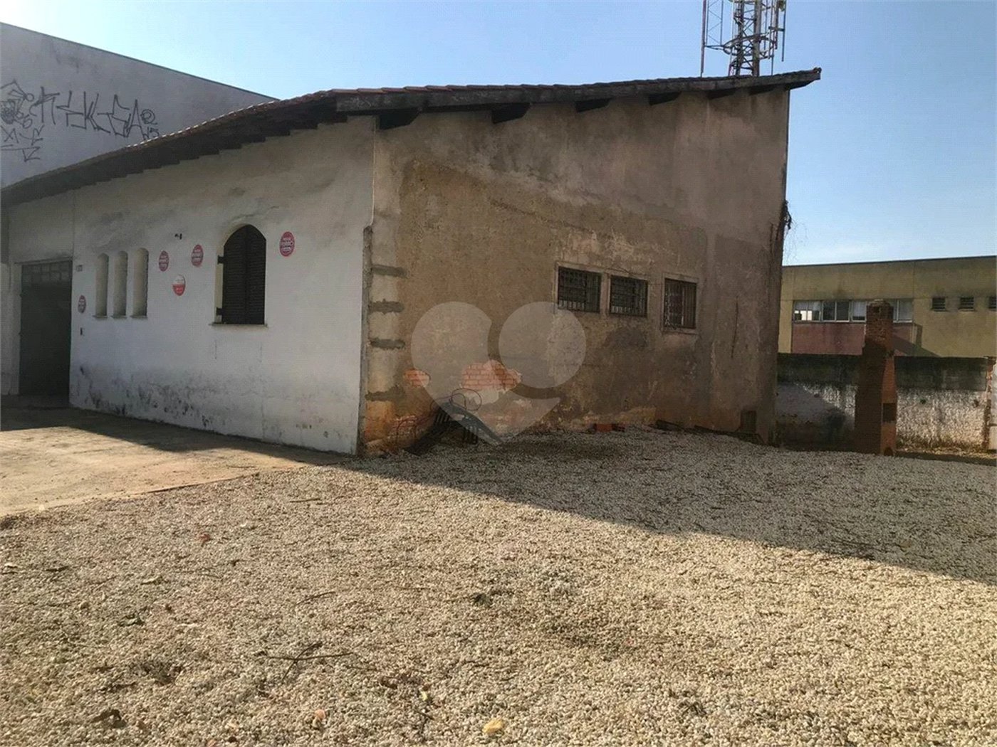Excelente terreno em ótima localização. Venha fazer uma visita = 600M²