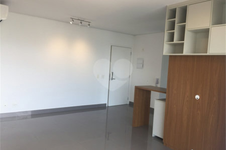 EXCELENTE APARTAMENTO PARA LOCAÇÃO NO ITAIM BIBI, 70 M2, 1 SUITE, 2 BANHEIROS, 2 VAGAS