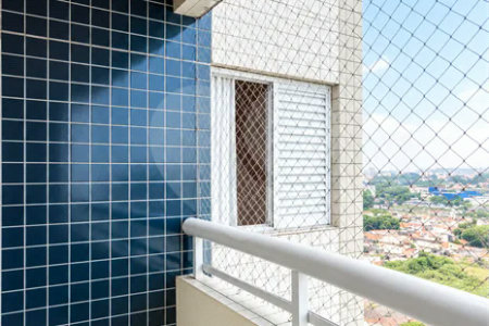 Apartamento de 84m² na Vila Lusitânia, em São Bernardo do Campo, com 3 dormitórios, suíte com varanda, 2 vagas cobertas, depósito privativo e lazer completo.