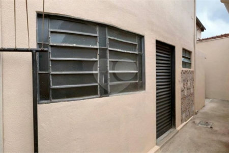 Casa térrea no Centro de Araraquara/SP, com 3 dormitórios, sendo 1 suíte
