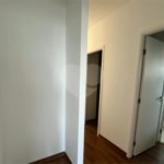 Excelente apartamento de 3 dormitórios, sendo uma Suíte e 2 vagas de garagem.