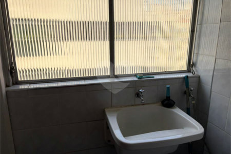 Apartamento à venda 2 dormitórios,75 m2 ,1 vaga-Campo Belo