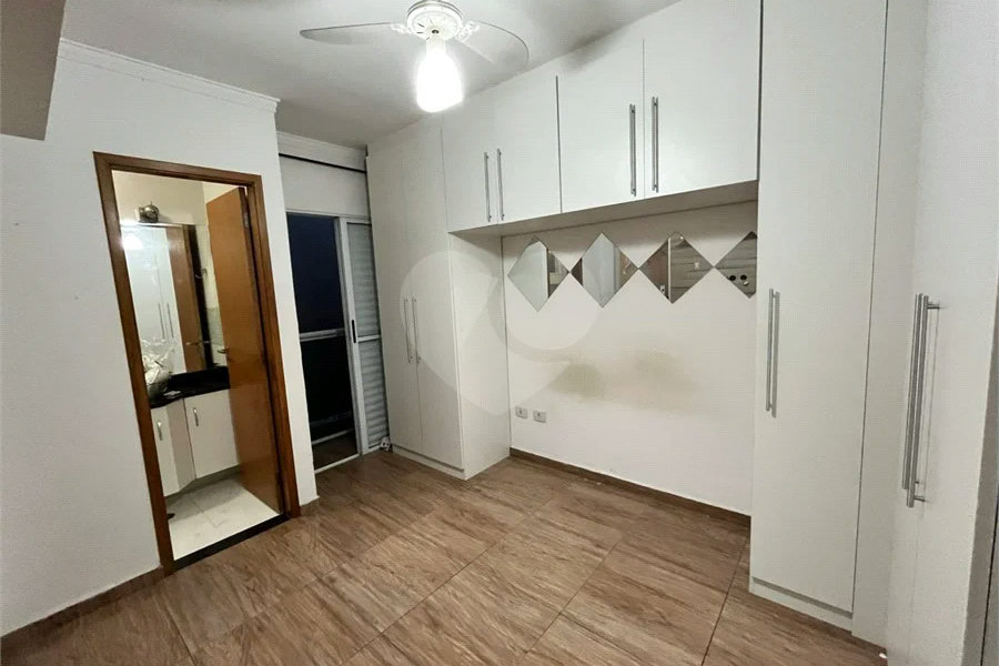 SOBRADO PARA VENDA EM CONDOMINIO FECHADO NA CASA VERDE.