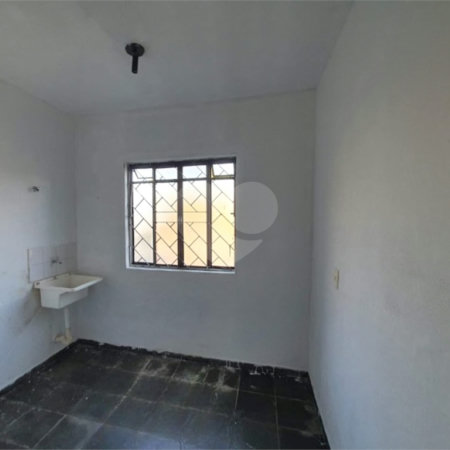 Apartamento com 1 dormitório.