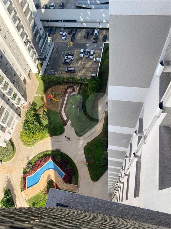 Apartamento com 70m² , 2 dormitórios , sendo 1 suíte , 1 vaga de garagem , à venda no bairro Campestre em Santo André.