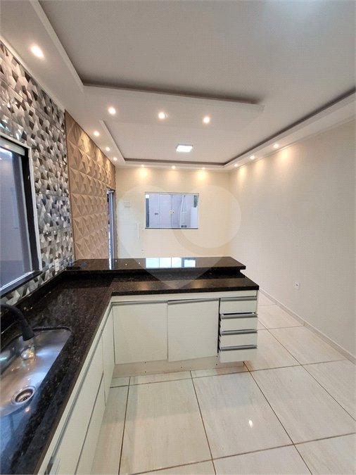 SUA CASA NOVA ESPERA POR VOCÊ!