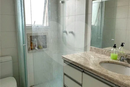 Apartamento com 246m² , 4 dormitórios , sendo 2 suítes , 4 vagas de garagem , à venda na Penha.