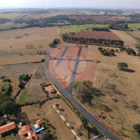 Lote para venda no Jardim dos Ipês no distrito de Água Vermelha/SP.