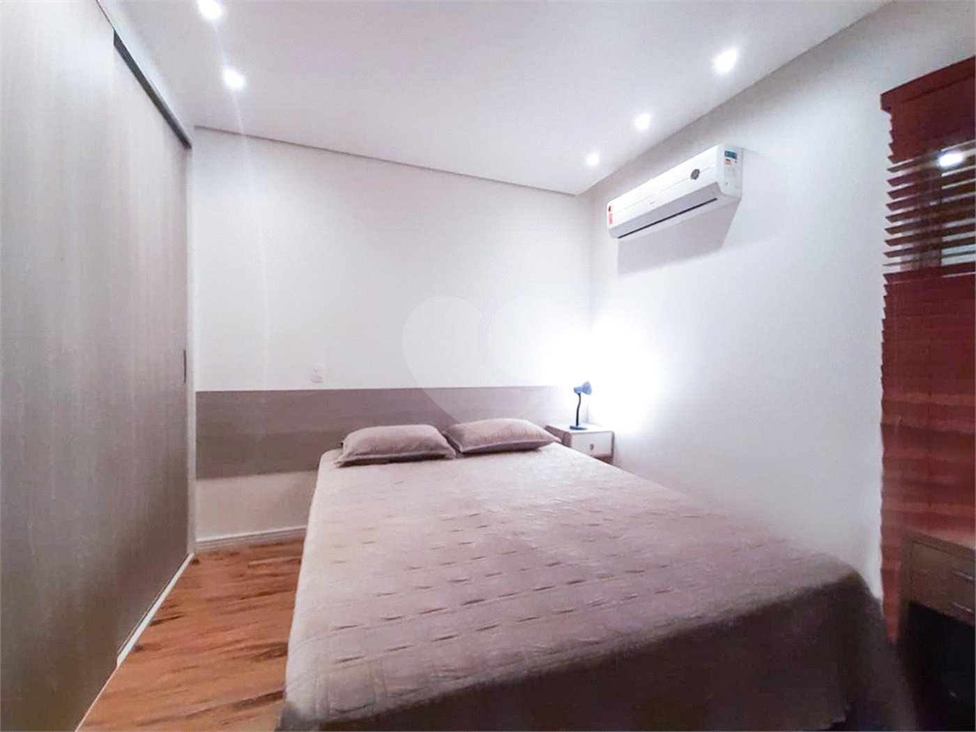 Belo apartamento novinho 1 dormitório