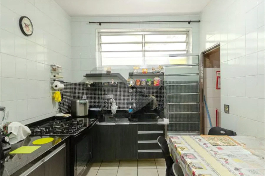 Sobrado à venda com 4 quartos, sendo 2 suítes,  em Jardim Líbano, São Paulo, SP