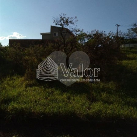 Terreno com 525 metros