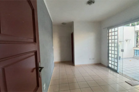 Casa para alugar com 3 quartos, sendo 1 suíte, em Jardim Bonfiglioli, São Paulo, SP