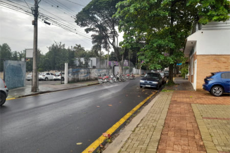 Casa à venda próxima à Santa Casa – Ideal para clínica ou consultório!