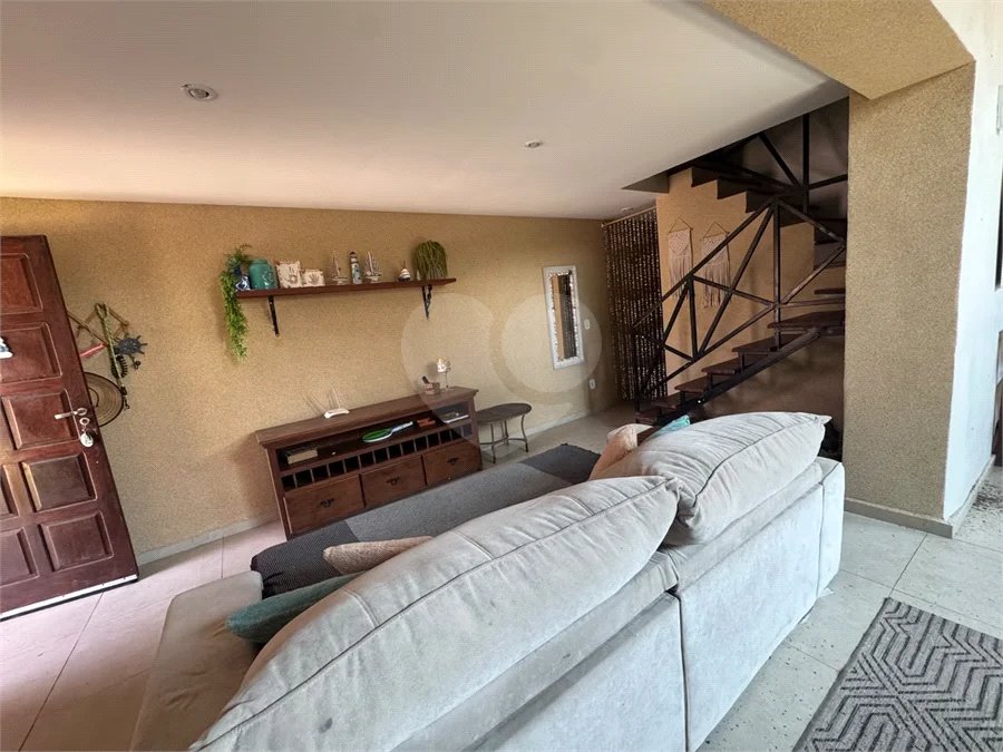 Casa à venda com 3 quartos, sendo 1 suíte,  em Rasa, Armação dos Búzios, RJ