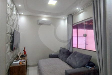 Casa no Jardim Embaré [a venda.