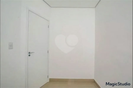 Apartamento com 2 dormitórios , sendo 1 suíte , 1 vaga , á venda na Vila Humaitá em Santo André.