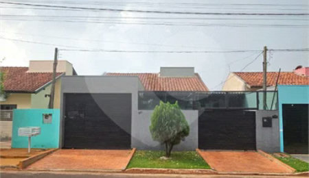 Casa à venda com 2 quartos em Residencial Ponta Porã II, Ponta Porã, MS
