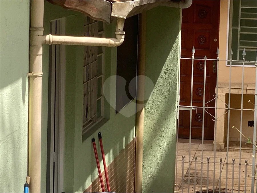 Terreno 10 X 30m,ideal para construtor, com casa principal, mais 3 casas no mesmo terreno e gerando renda, em Perdizes - São Paulo