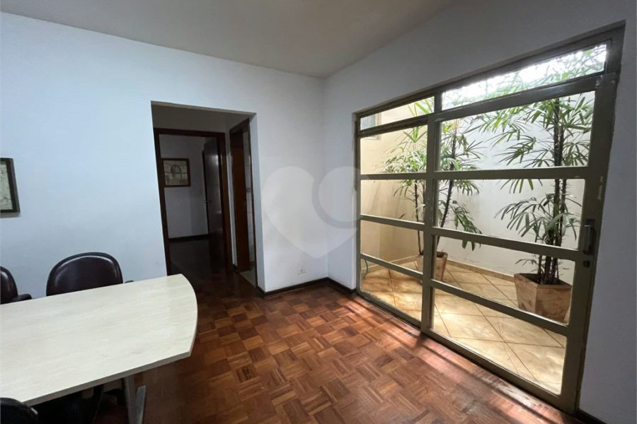 Casa Térrea c/ 4 quartos Venda – Vila Monteiro (Localização Nobre)