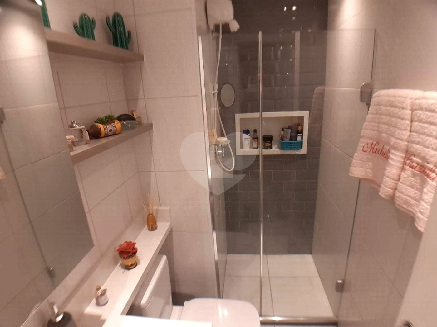 Apartamento à venda no Brás, 1 suíte, garagem