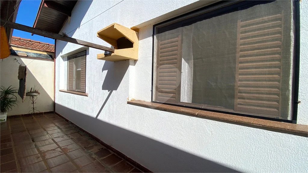 Excelente casa no Jardim Brasilia 3 dormitórios sendo 1 suíte