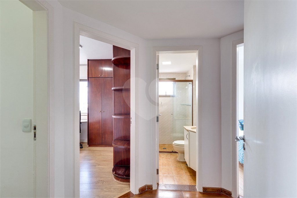 Apartamento à venda ou para alugar com 3 quartos, sendo 1 suíte,  em Alto da Boa Vista, São Paulo, SP