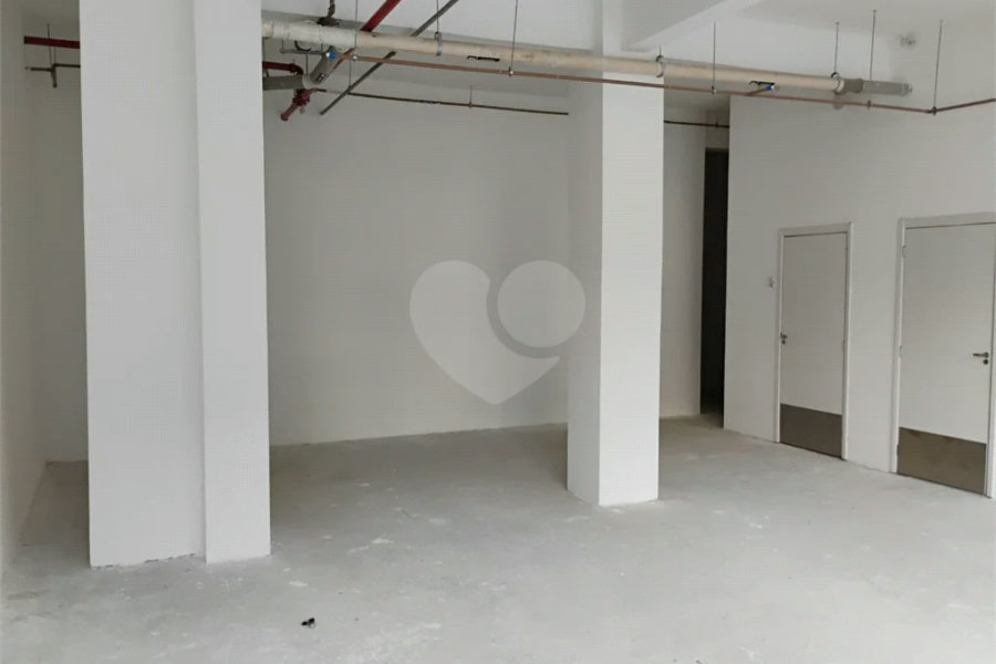 Excelente sala comercial com 50 M² no Jabaquara.