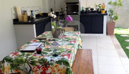 Casa à venda com 3 quartos, sendo 2 suítes,  no condomínio Reserva dos Vinhedos, Louveira - SP