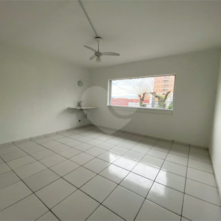 Casa à venda no Jardim Aida, com 137 m²