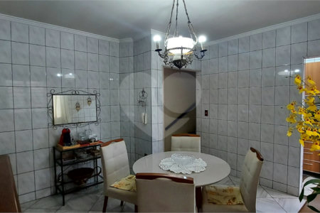 Casa à venda com 5 quartos, sendo 1 suíte, em Jardim Santa Paula, São Carlos, SP