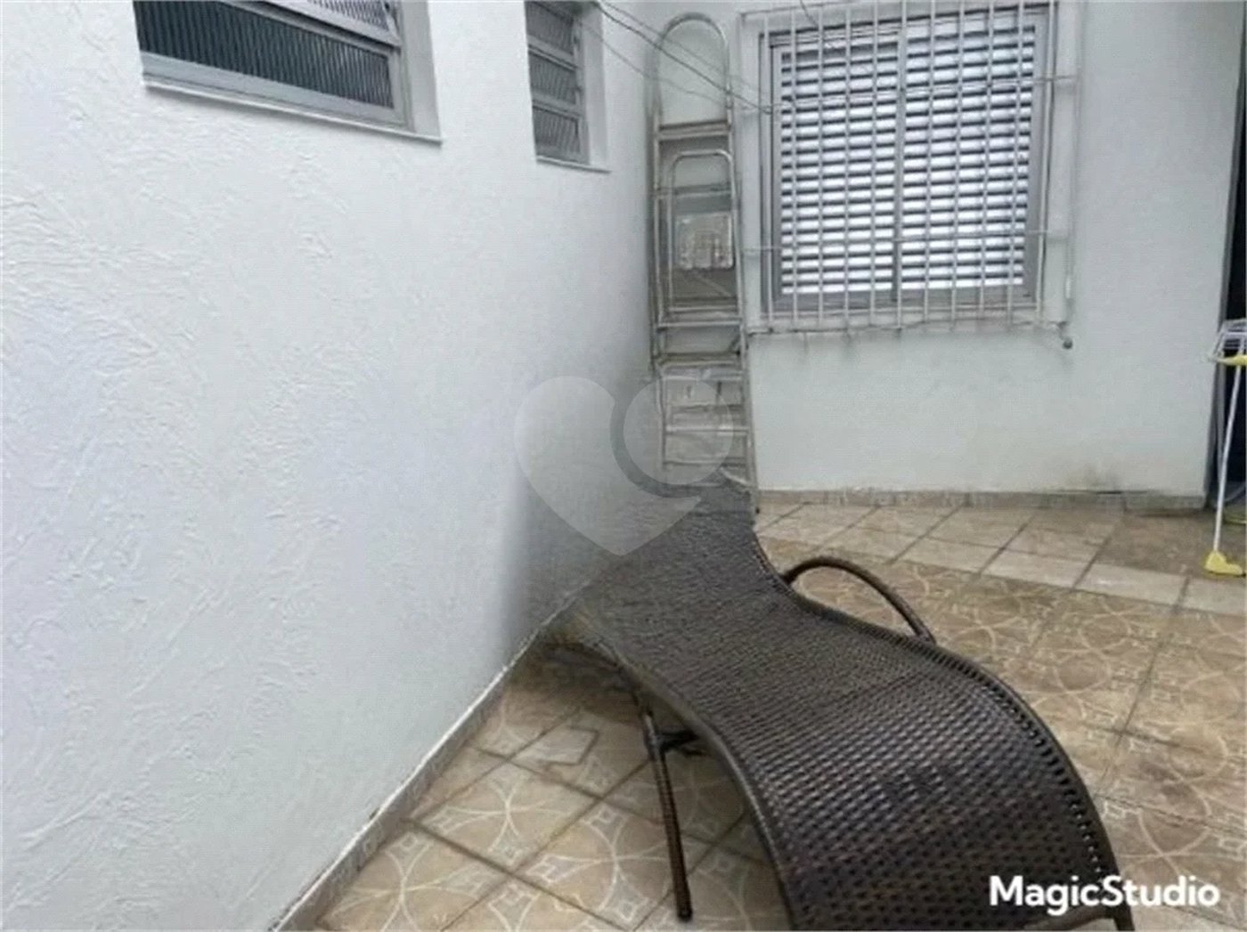 Casa com 180m², 3 dormitórios, sendo 1 suíte, 2 vagas, à venda na Vila Prudente.