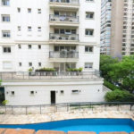 Apartamento à venda na Vila Nova Conceição, mobiliado pronto para morar com varanda e 1 vaga