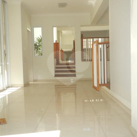 Casa à venda na Saúde c/293m2 - 4 Suítes/4 Salas/3 Vagas na garagem