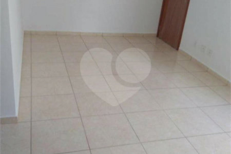 Apartamento para venda no Condomínio Residencial Monte Logan