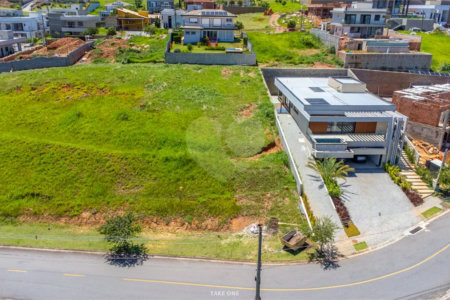 Terreno à venda no condomínio Residencial Campo de Toscana, Vinhedo - SP