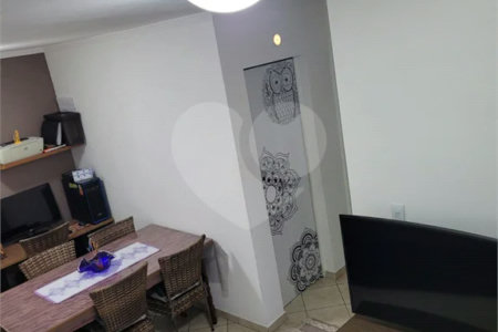 Apartamento à venda na Vila Esperança com 57 m², 2 quartos, 2 garagens