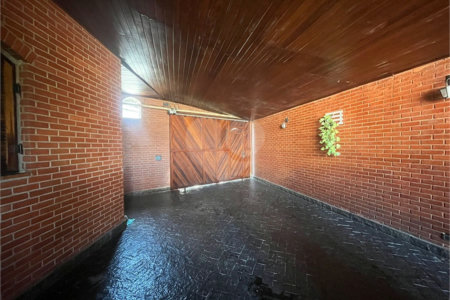 Casa com piscina disponivel para venda com 250m² - Jardim Paris / SP