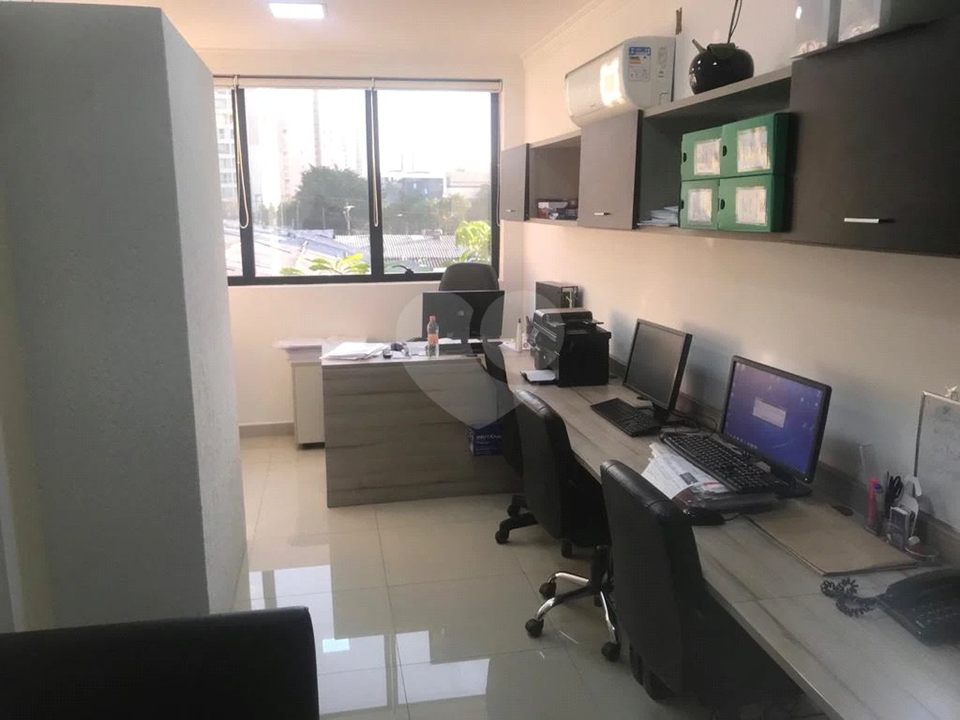 Sala Comercial Mobiliada no Jardim Marajoara!!!