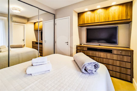 Apartamento totalmente mobiliado com ar-condicionado localizado no coração do Brooklin!!!