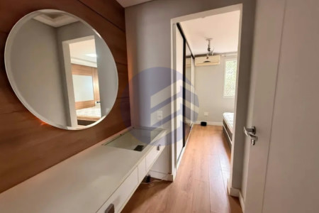 Casa à venda com 2 quartos, sendo 2 suítes, no condomínio Vilas V, São Paulo - SP