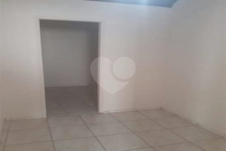 CASA À VENDA – BAIRRO SANTA FELÍCIA