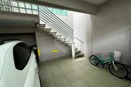 Sobrado Reformado à venda na Saúde c/160m2 - 3 Quartos/1 Suíte/2 Vagas de garagem