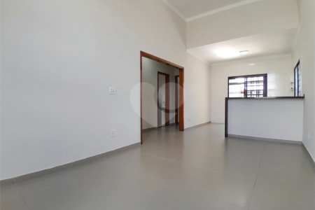 Casa recém construída