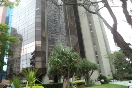 Conjunto comercial para locação no Brooklin 586 m² 10 vagas de garagem