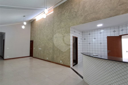 Casa à venda próxima ao SESC com 3 suites