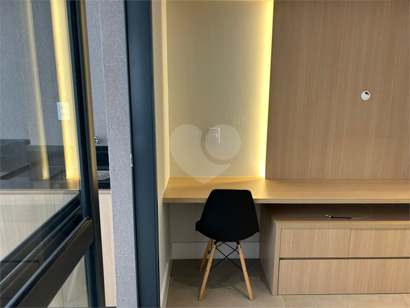 Studio locado á venda perto do metrô no Campo Belo, São Paulo - SP