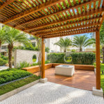 Apartamento de 106 m² no Auge Home Resort, porteira fechada, com 3 dormitórios, 1 suíte, varanda gourmet, 2 vagas, depósito e lazer completo.