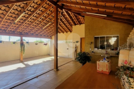 Casa a venda no Itamaraty